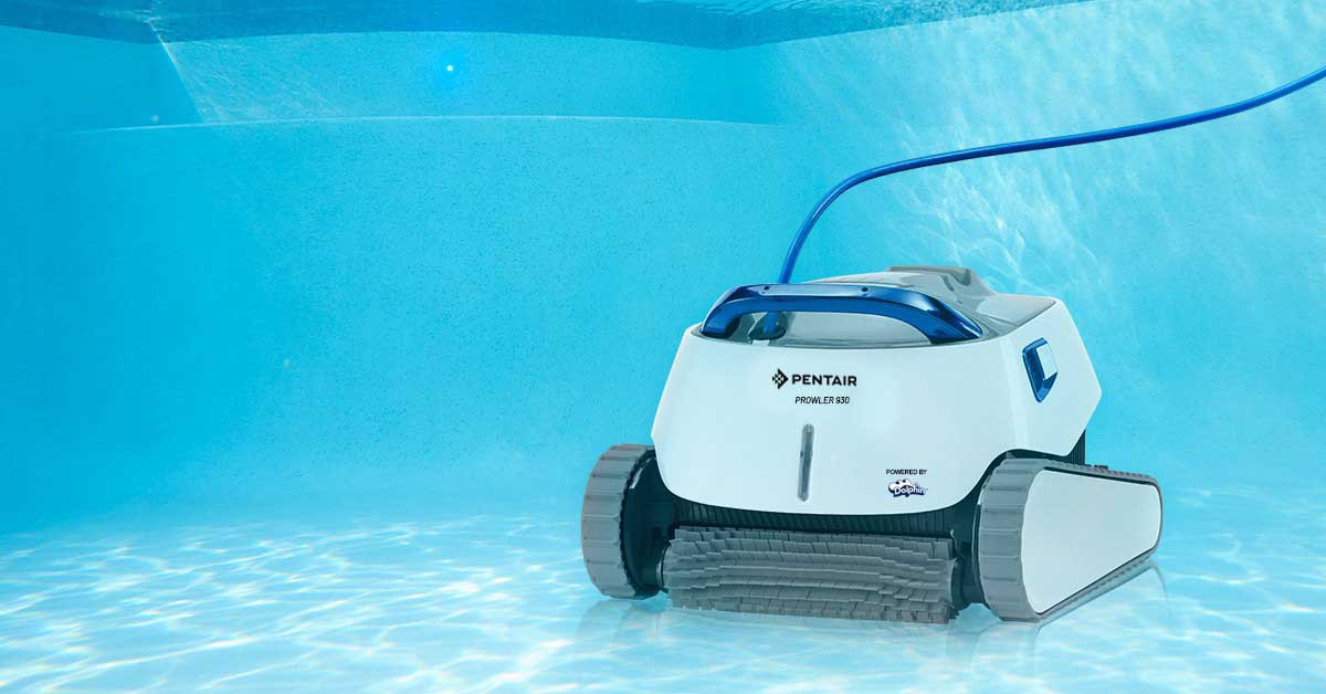 Cleaning Pools with Robots