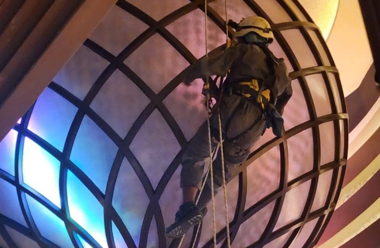 How Commercial Cleaning Services Support Health And Safety Standards